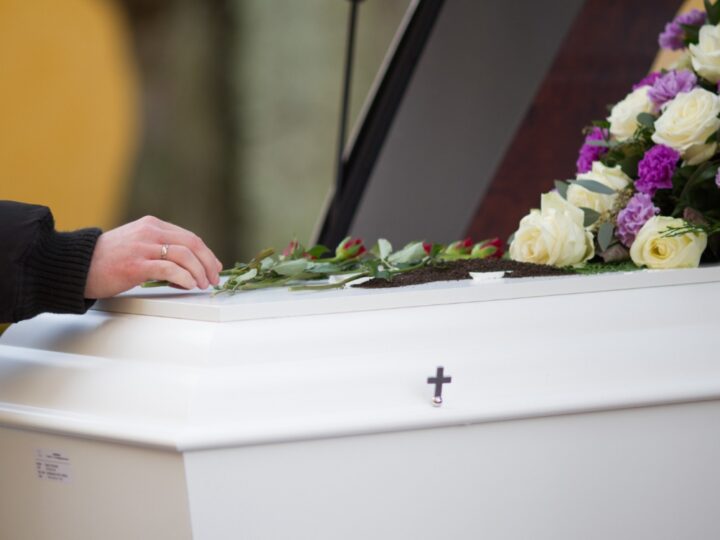 Informacja o terminie ceremonii pogrzebowej funkcjonariusza Zakładu Karnego w Jastrzębiu-Zdroju